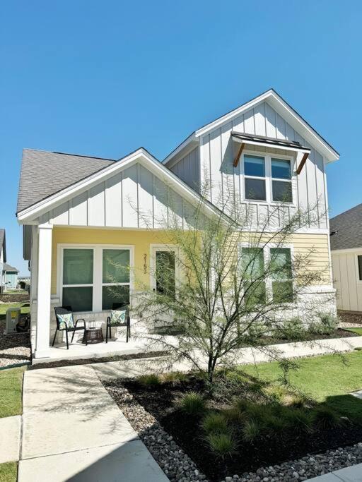 Charming Cottage - Yellow Haus Near Gruene New Braunfels Εξωτερικό φωτογραφία